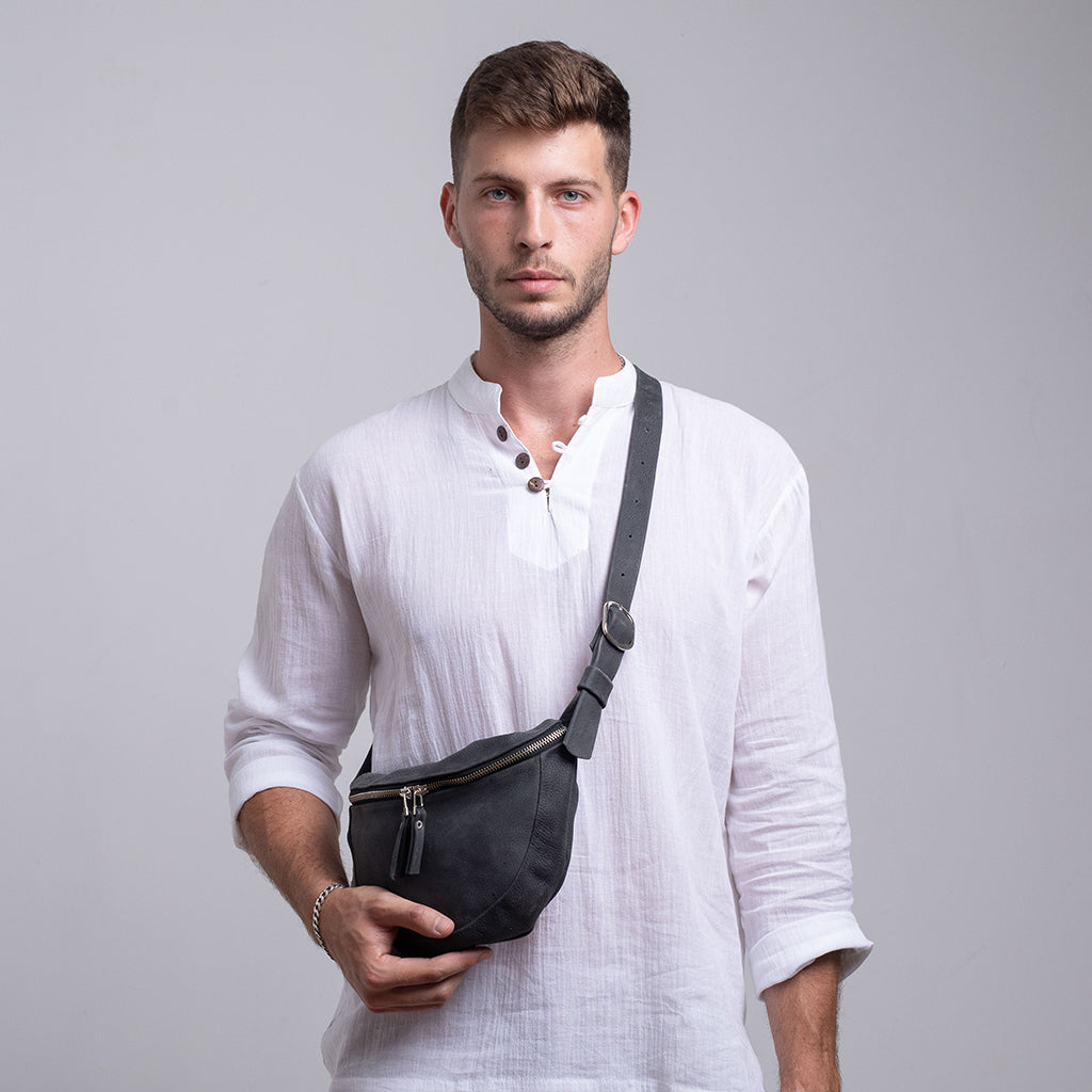 Men's Leather Waist Pack Belt Bag | Waist bag leather, Waist pack men,  Leather waist pack