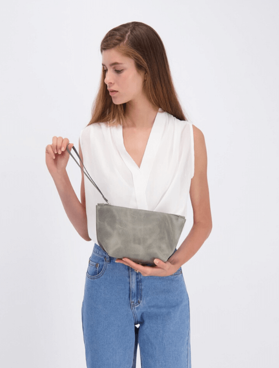 GRAY leather wristlet clutch bag, personalized leather pouch, makeup bag, leather makeup bag, classic makeup bag, bags and handbags, anniversary gift for her,Leather Wristlet ||Gray||