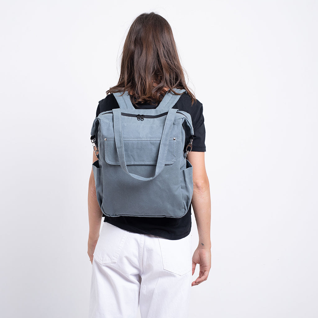 6 Unisex, Roomy Anello Bags We're Adding to Our Xmas List