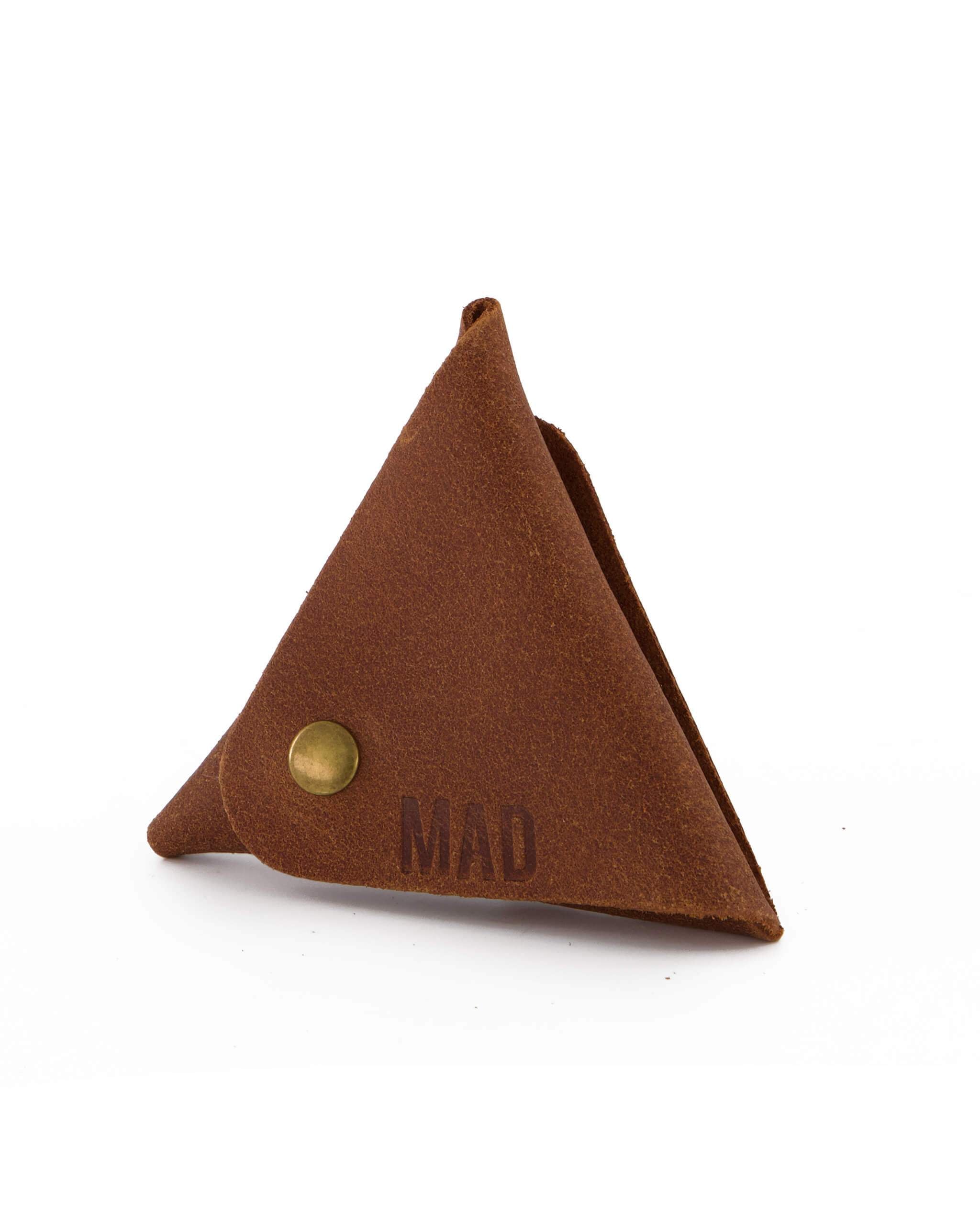 BEIS】Small things bag | Triangle coin purse | Japanese imported leather -  Shop beisleather Coin Purses - Pinkoi